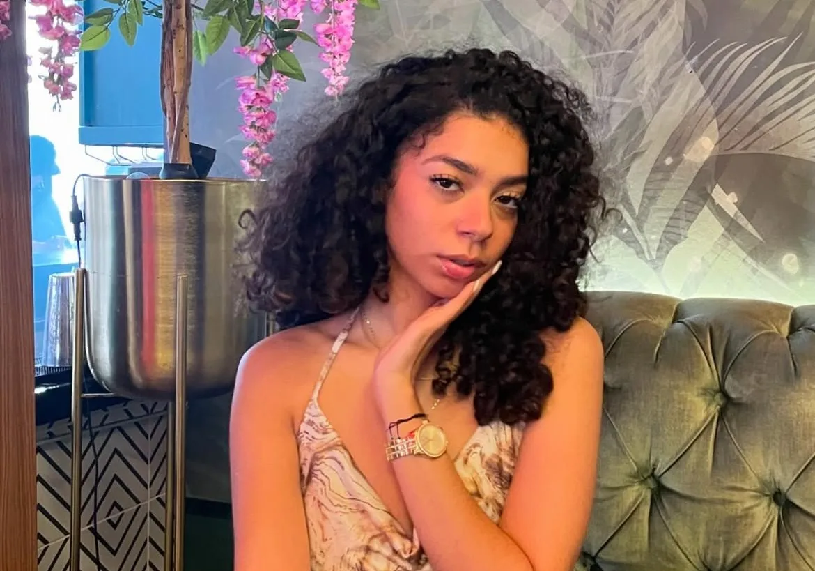 Quem é Amber Marie, namorada da filha de Carla Perez e Xanddy