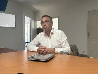 Battu aux élections municipales, l’ancien maire de Sablé-sur-Sarthe Nicolas Leudière retrouve le conservatoire d’Angers