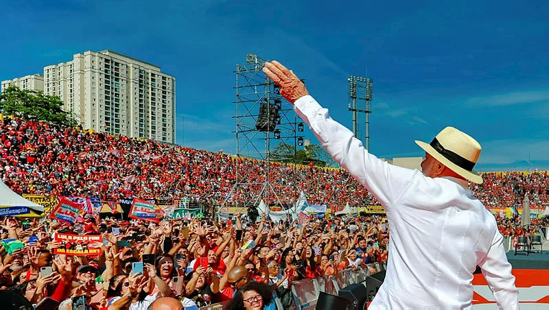 Todo mundo quer um “pedaço” de Lula no Nordeste
