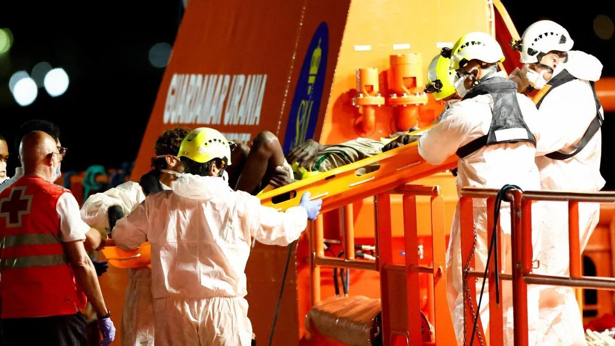 Más de 80 muertos en un cayuco localizado a la deriva en el sur de Canarias tras 26 días en el mar
