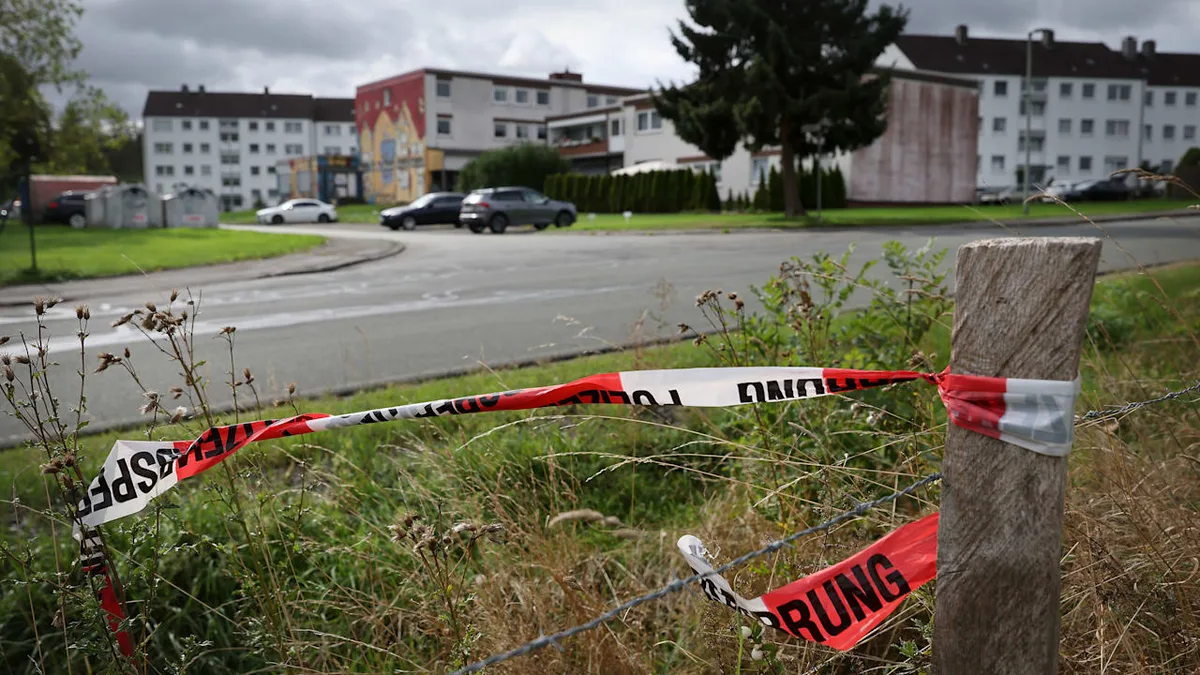 15-Jähriger erstochen, als er Mädchen half - Hier stellen sich die Teenie-Killer!