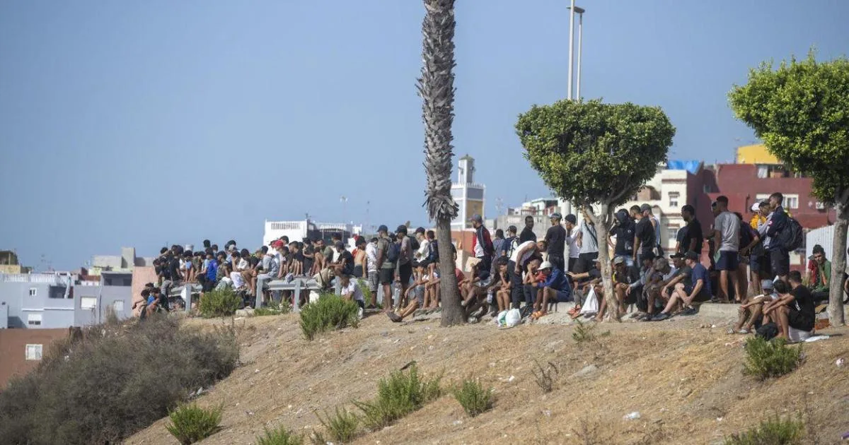 La Audiencia Nacional levanta la suspensión temporal del campamento de migrantes en el puerto de Ceuta