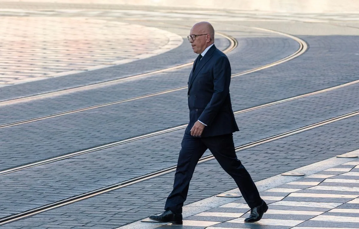 Retraites : malgré son soutien à Marine Le Pen, Éric Ciotti « espère une évolution » du RN