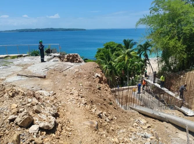 Autoridades ambientales de Panamá detectan sendas violaciones en Isla Contadora