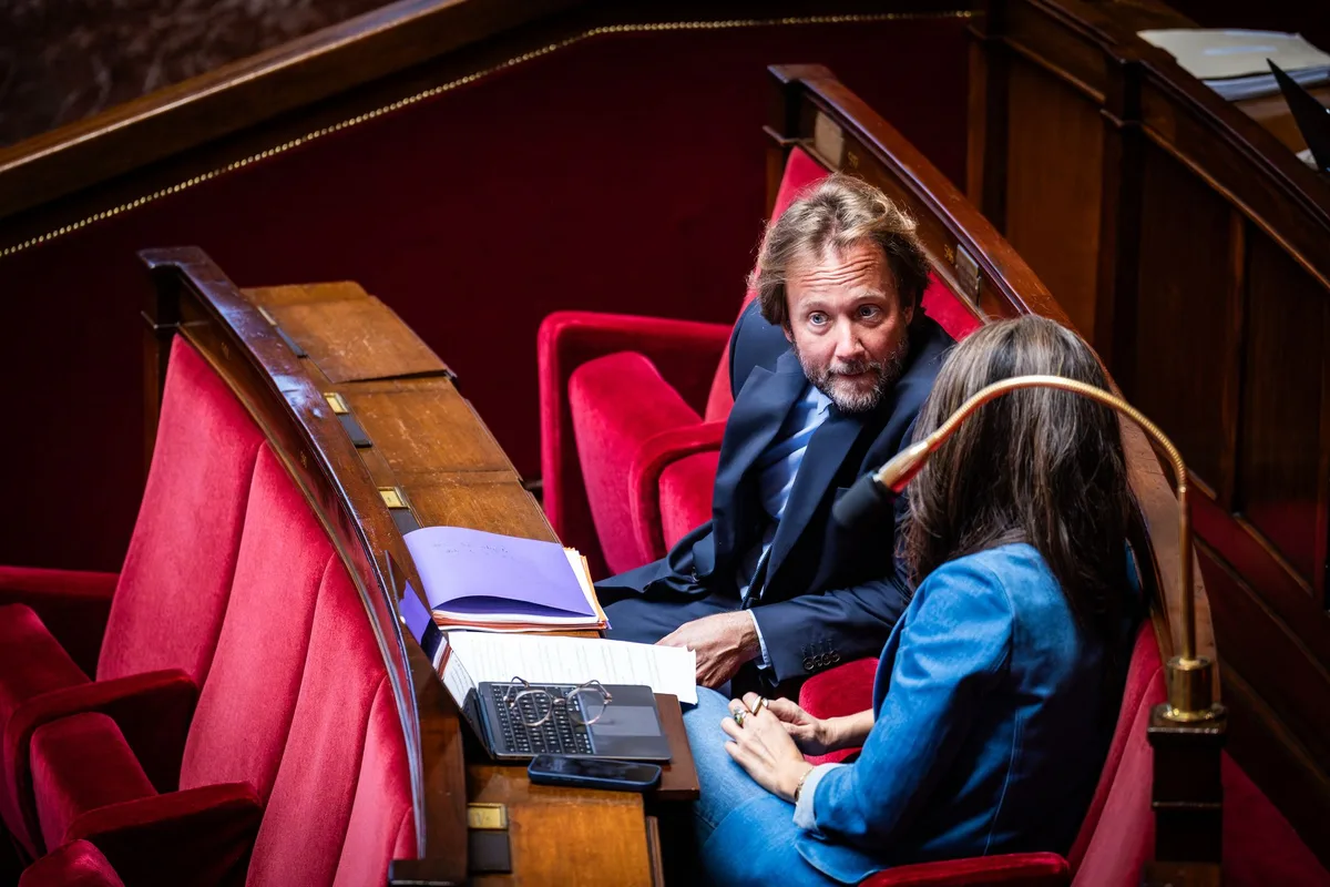 Budget 2027 : entre le PS et le gouvernement, un dialogue de sourds