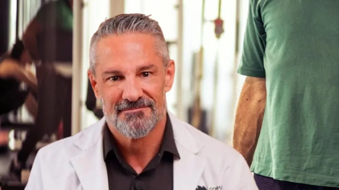 Expertos en longevidad recomiendan: "Caminar no es suficiente para mejorar la salud, entrena siempre fuerza"