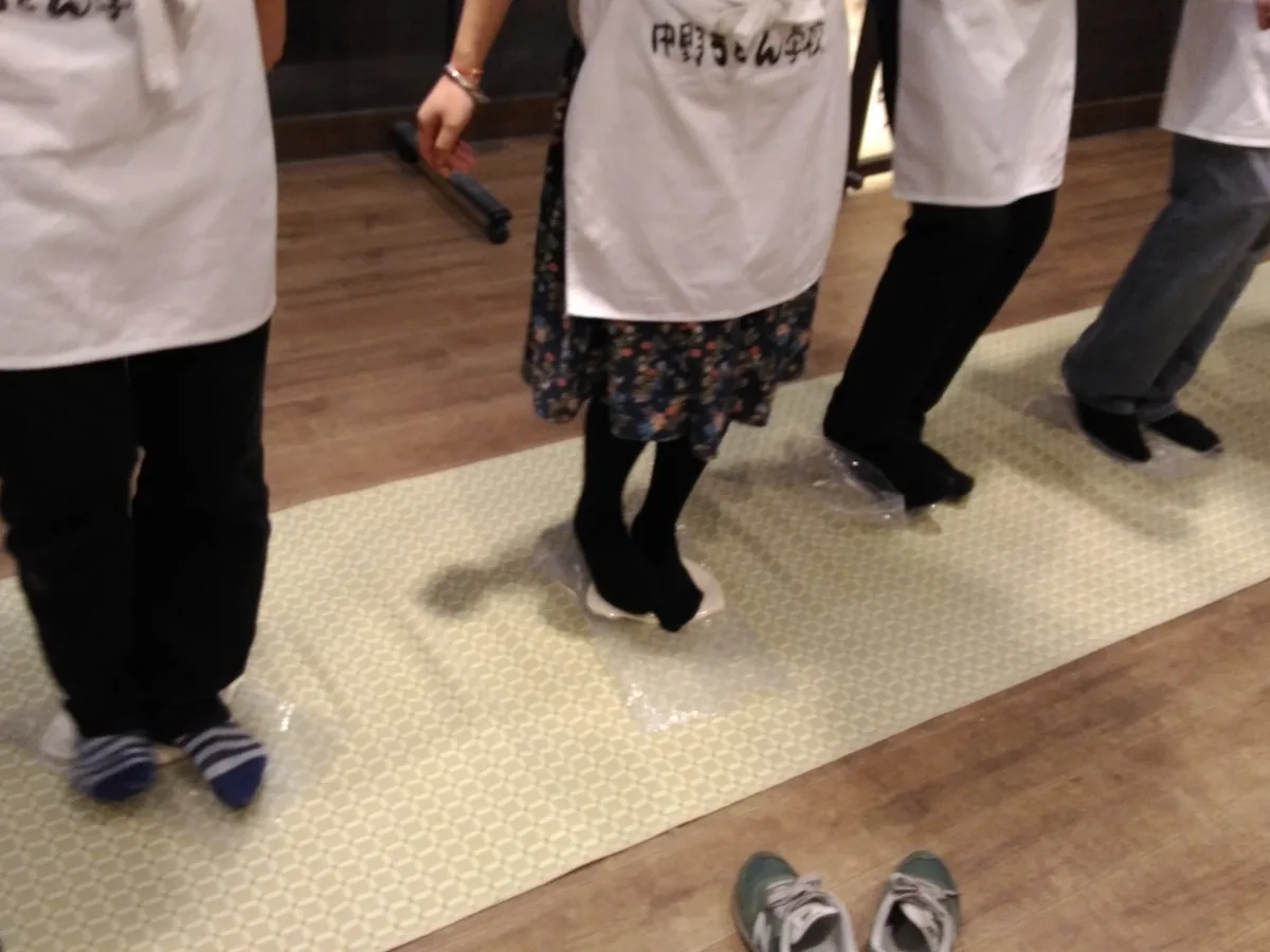 Visiting Kagawa’s popular cooking class where you make noodles with your feet