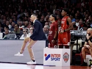 « On ne va pas faire comme si la maison est en feu » : les réactions après la victoire de Cholet Basket face à Pau