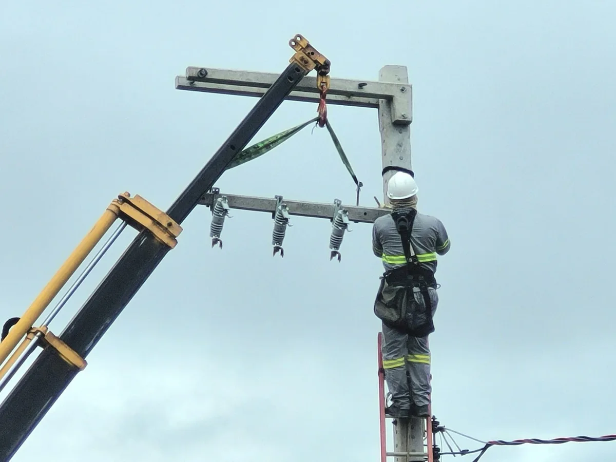 Bairros das zonas Sul e Norte de Macapá terão fornecimento de energia interrompido; veja locais