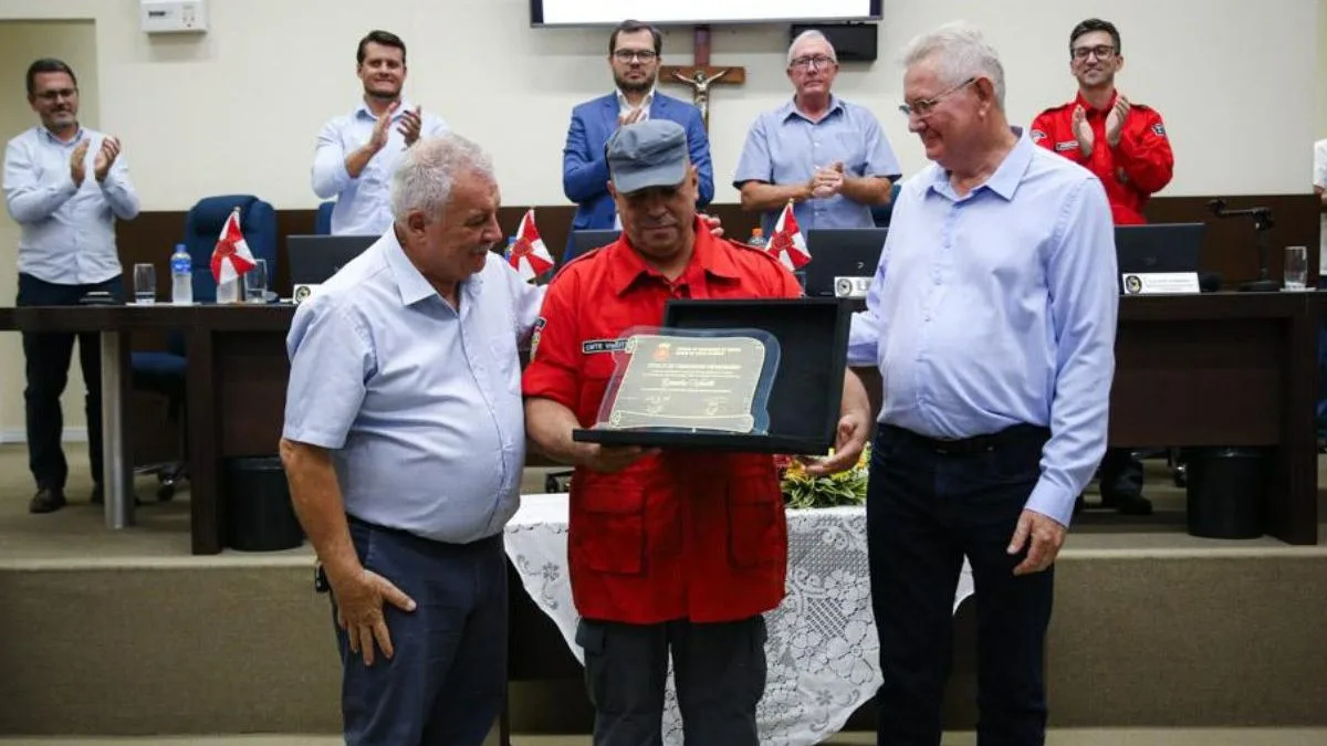 Quem é o ex-comandante dos bombeiros que atuou em Brumadinho e vai liderar segurança escolar em cidade premiada pela melhor educação do Brasil