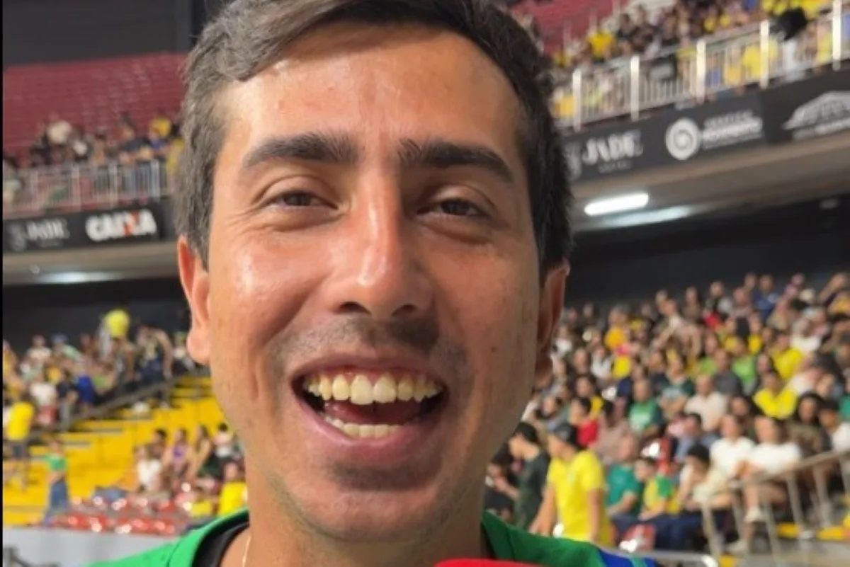 Caio Bonfim parabeniza Alison dos Santos por recorde nos 400m com barreiras