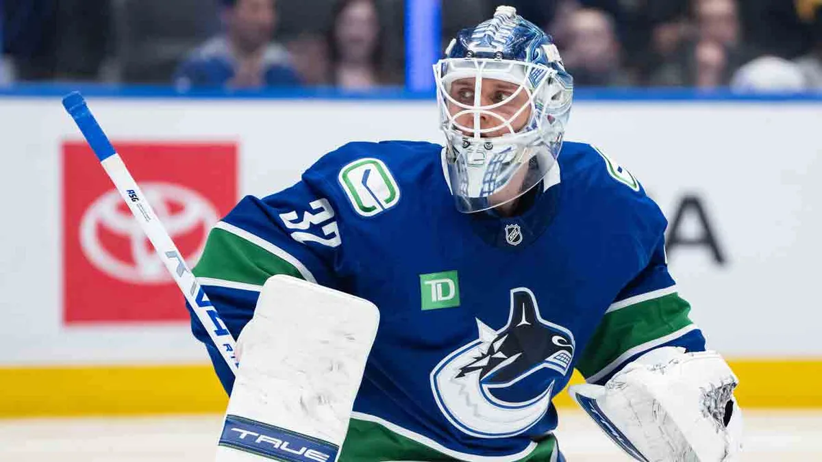 Lankinen ready to shoulder load as Canucks begin camp with Demko sidelined