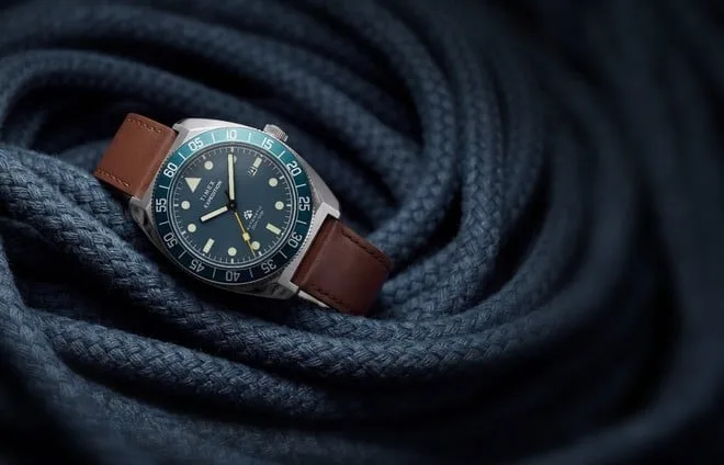 Timex lança relógios de mergulho Expedition Pioneer Automatic em aço inoxidável