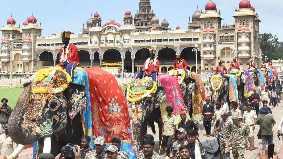 No scaling down Dasara festivities despite drought, says Karnataka Chief Minister D.K. Shivakumar
