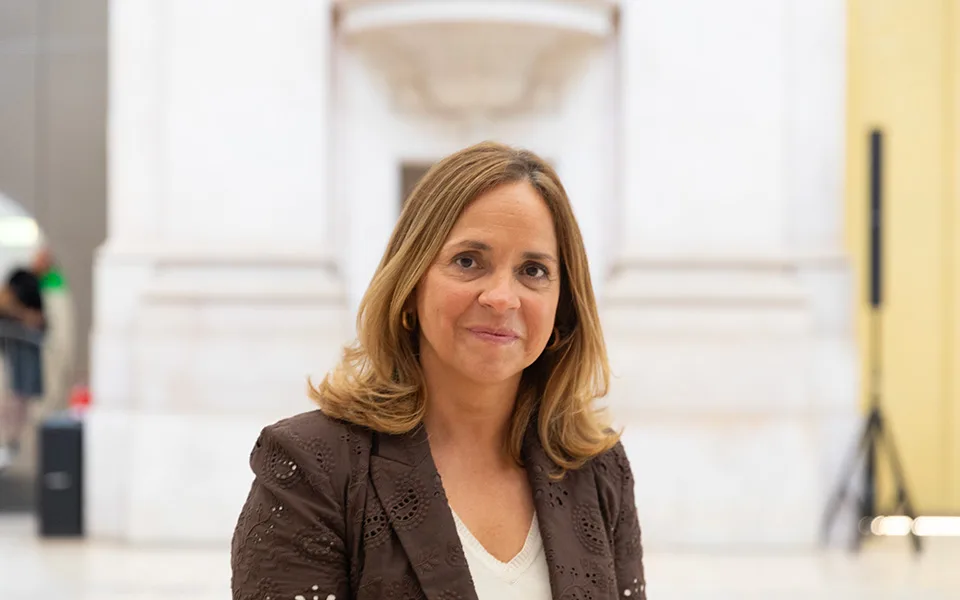 Clara Raposo defende mais investimento e reforço da confiança perante incerteza geoeconómica