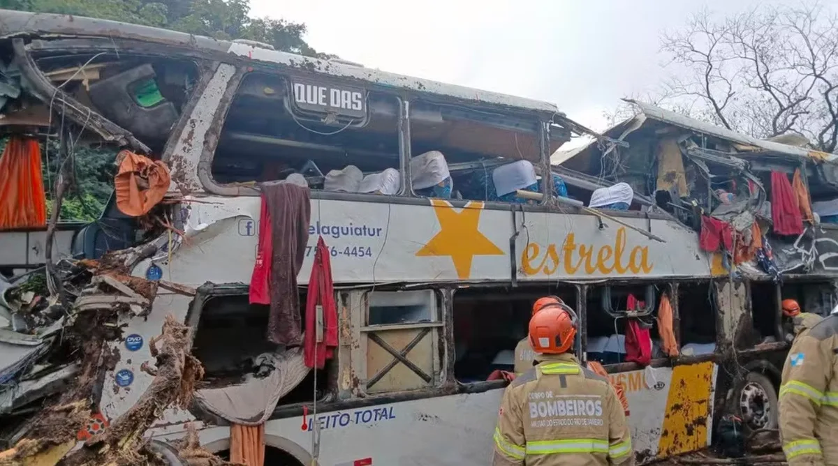 Agência aponta ‘transporte clandestino de passageiros’ em acidente que matou dez pessoas no Rio