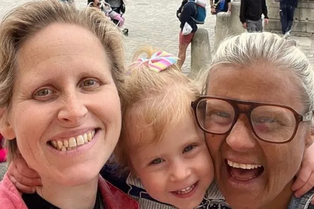 Cancer blogger, 41, dies after sharing heartbreaking final video to 52,000 followers