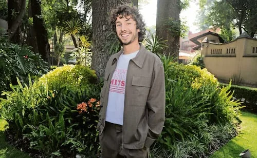 Juanpa Zurita va por talento mexa