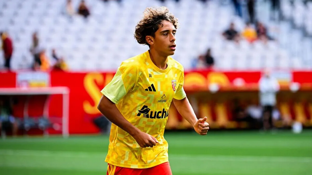 El deportista a seguir | El clon de Lamine Yamal de solo 16 años que ya ha hecho historia en la Champions