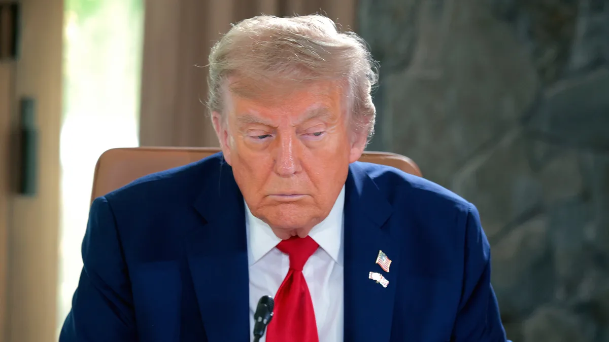 Trump’s Reflection Pool Repairs Reveal New Embarrassment