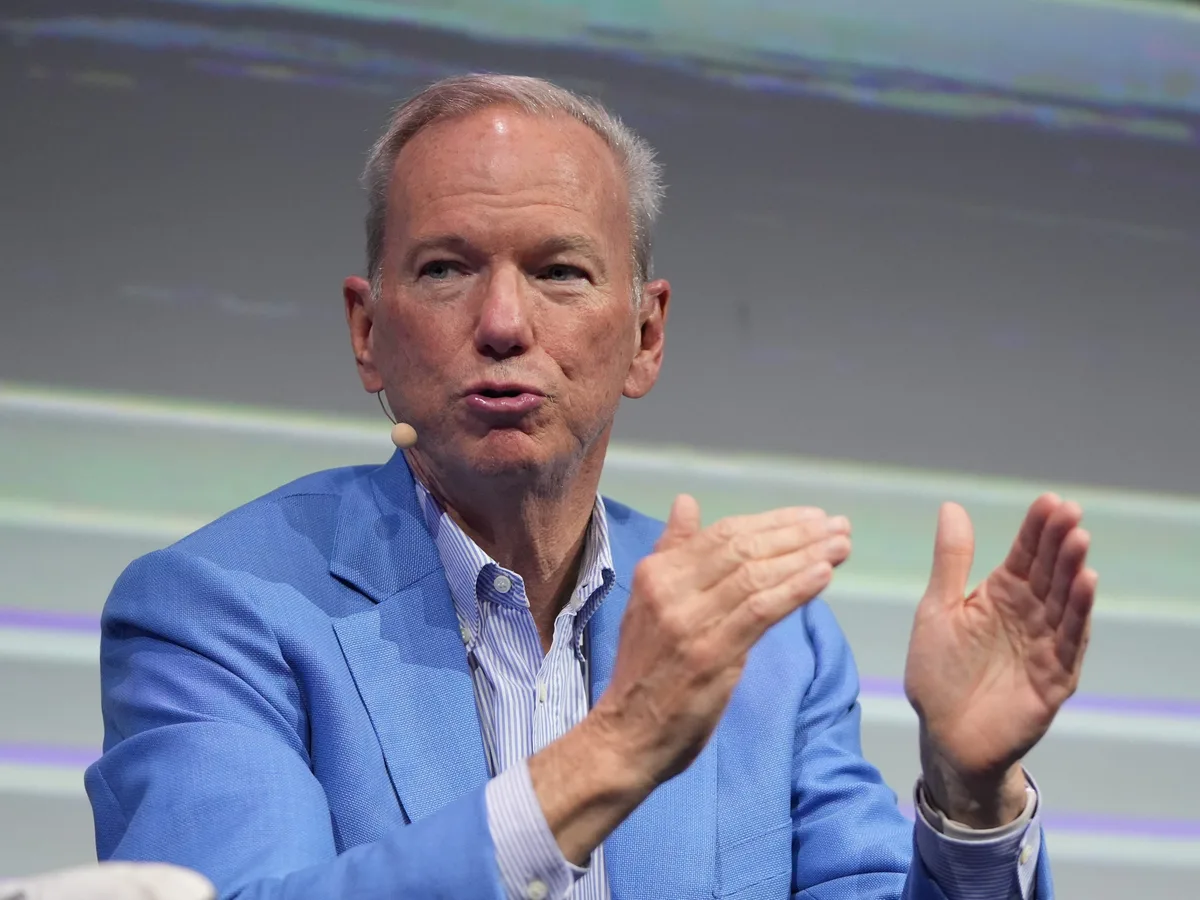 Eric Schmidt is selling his superyacht