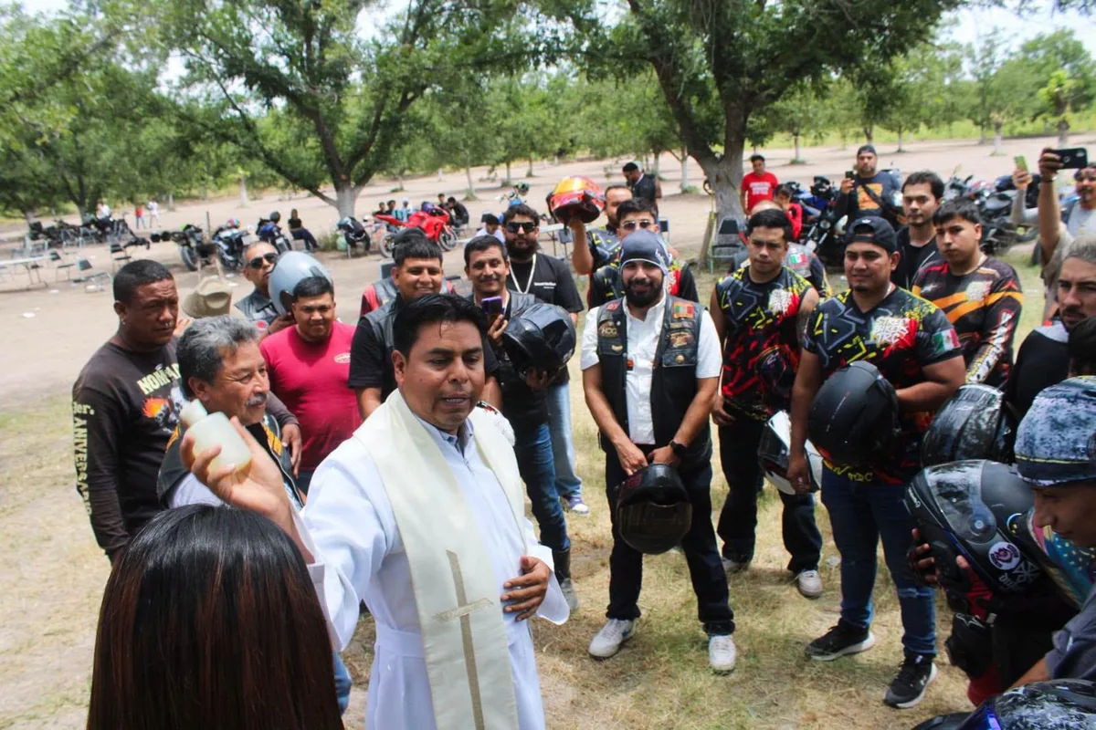 Más de 800 cascos son bendecidos durante Moto Fest en San Pedro, Coahuila