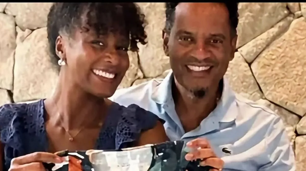 Aos 48 anos, Maju Coutinho revela que está grávida pela primeira vez