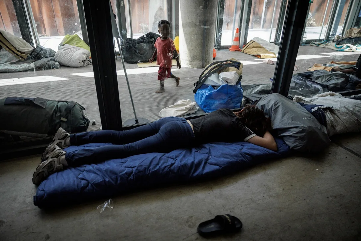 À la veille de la rentrée, au moins 2 355 enfants sans toit en France