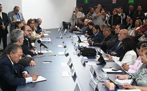 Sindicato de la UNAM pide aumento salarial del 20%; instalan mesa de negociación