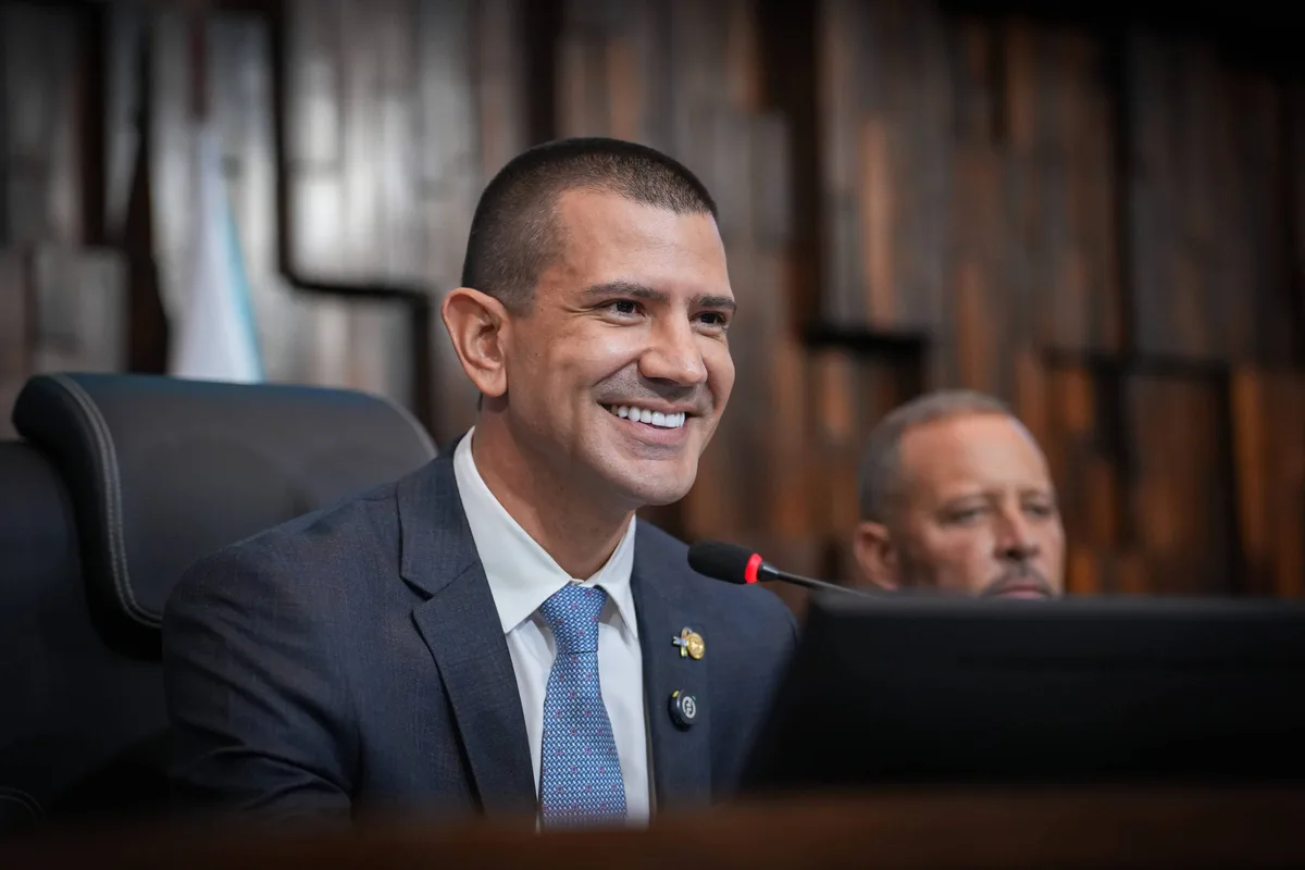 Douglas Ruas, candidato do PL no RJ, participa de sabatina Folha/UOL