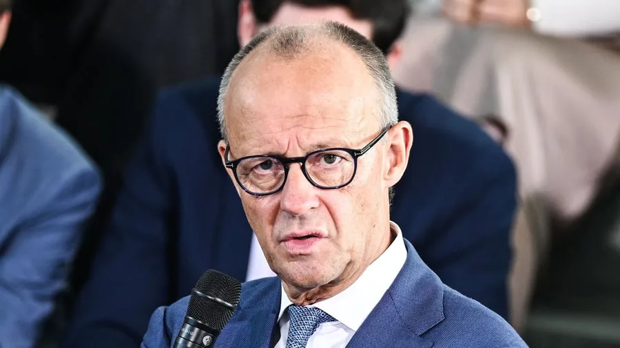 +++ Bundespolitik +++: „Es reicht endgültig“ – Klüssendorf kritisiert Reiche wegen überhöhter Spritpreise