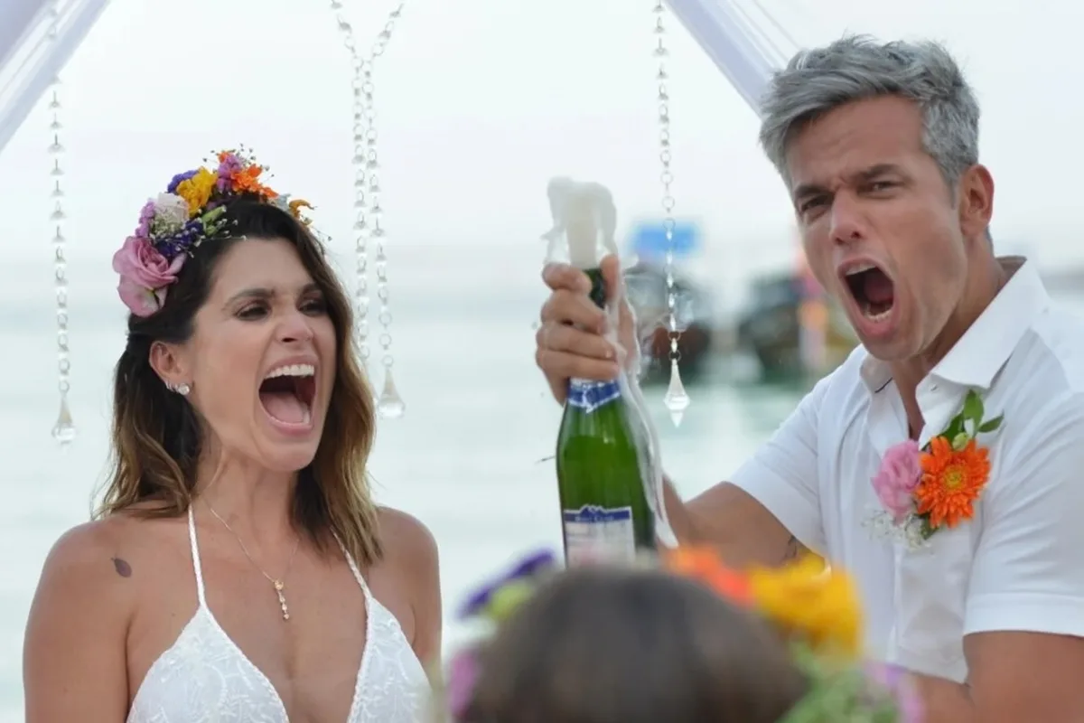 Otaviano Costa resgata renovação de votos com Flávia Alessandra. Veja fotos