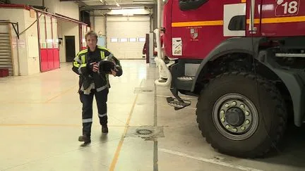 "Les demandes de candidatures ont doublé en un an", les pompiers volontaires s'engagent plus suite aux incendies de cet été, les demandes de renseignements affluent