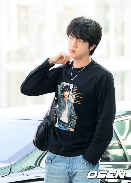 BTS・JINの「末っ子愛」に出国場爆笑