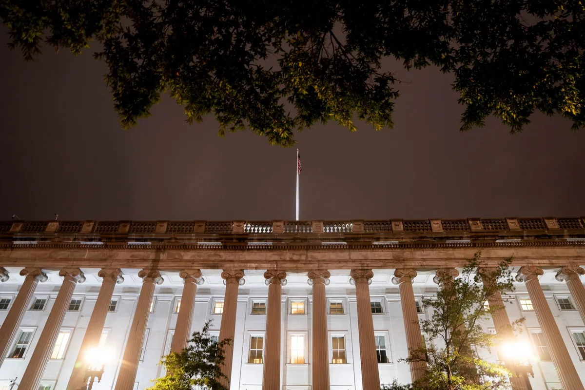US debt crosses $40 trillion: Why America's debt burden keeps growing