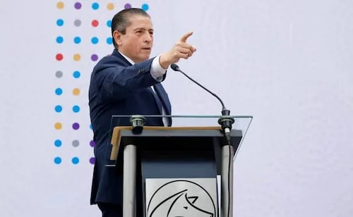 "El patriotismo se demuestra con responsabilidad, honestidad, cercanía y resultados": Giovani Gutiérrez; llama a mantener viva la identidad nacional