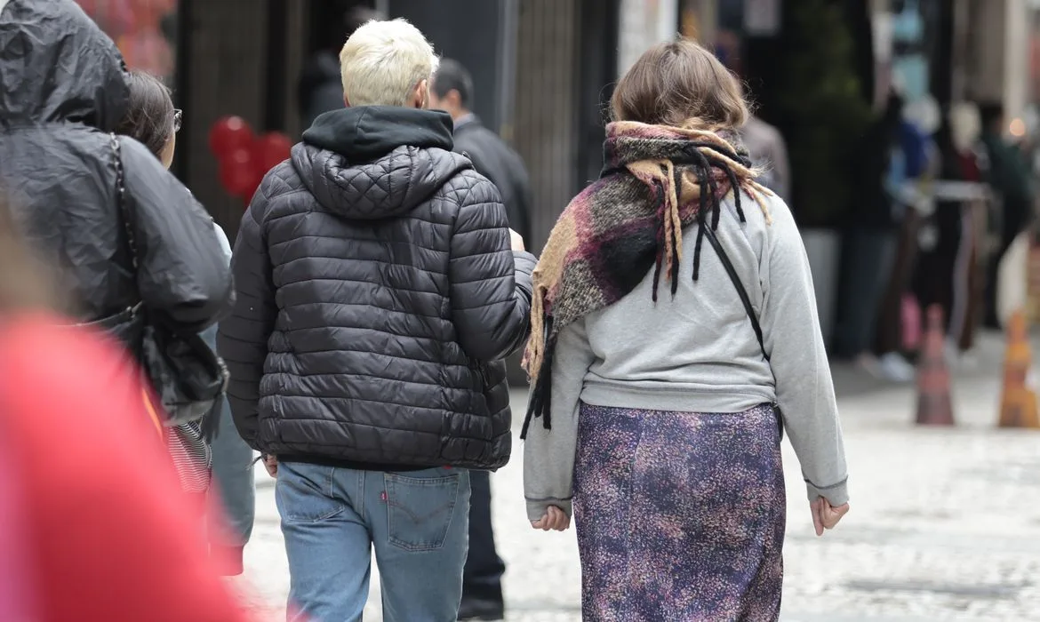 Defesa Civil emite alerta para baixas temperaturas em SP; veja a previsão