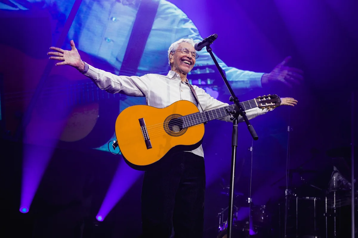 Cine Lido reabre em Curitiba com show de Caetano Veloso e devolve vida ao centro da cidade