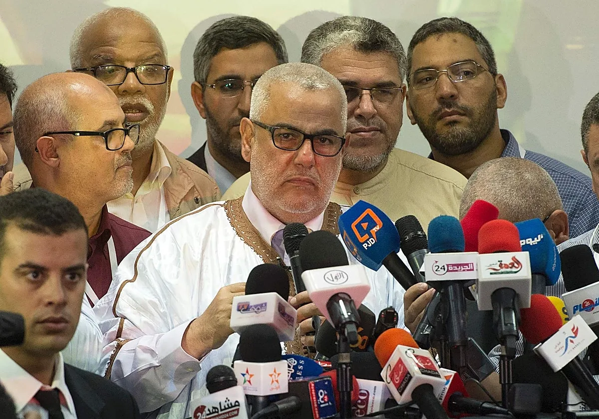 Un exprimer ministro islamista marroquí pide a Mohamed VI explicaciones por el asalto a Ceuta