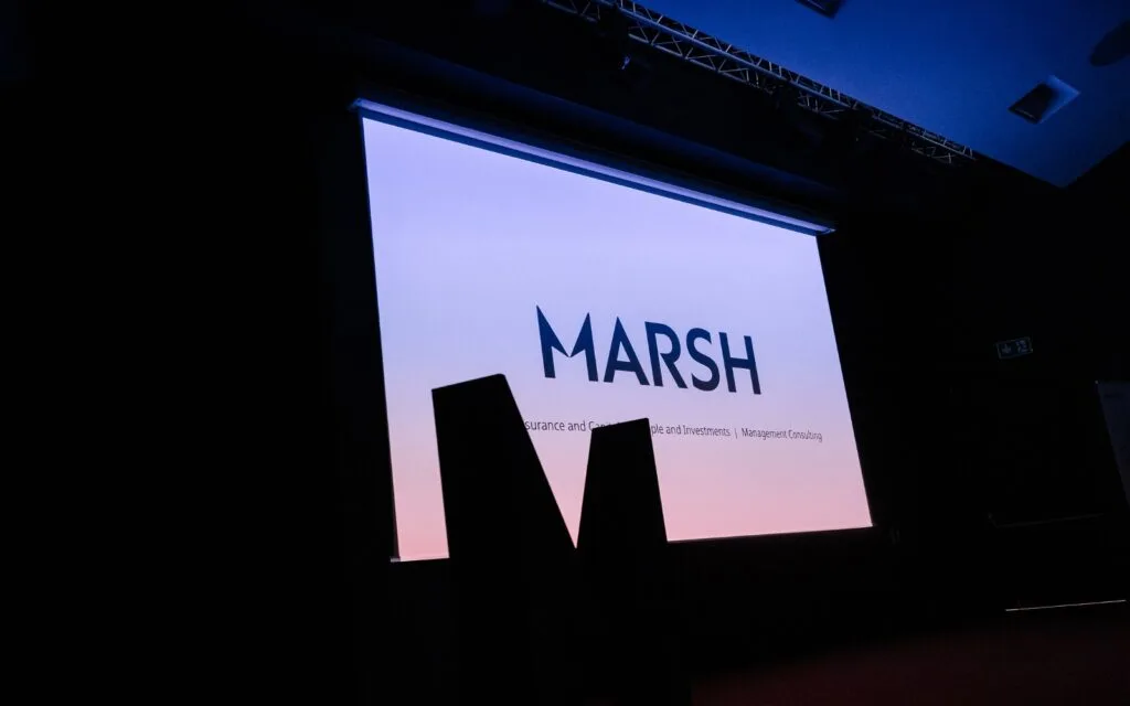 Mercer passa a Marsh a partir do dia 1 de setembro