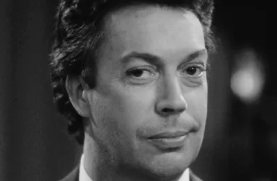 Morre Tim Curry, astro de “Rocky Horror Picture Show” e “IT”, aos 80 anos