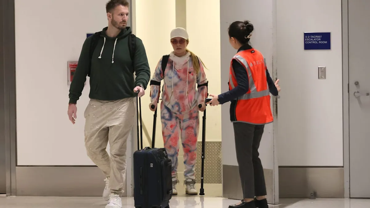 Im März lief sie an Krücken - Die rätselhafte Krankheit von Hayden Panettiere