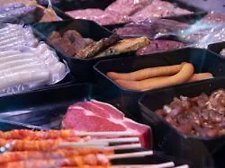 Hilfe für Bauern nach Erntedaten: Rainer: Brot und Fleisch werden wegen Dürre nicht sofort teurer