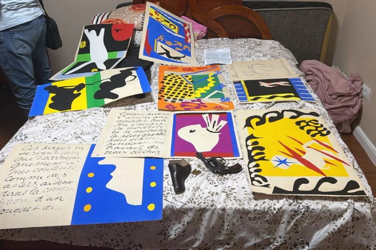 Obras de arte roubadas da biblioteca Mário de Andrade são recuperadas
