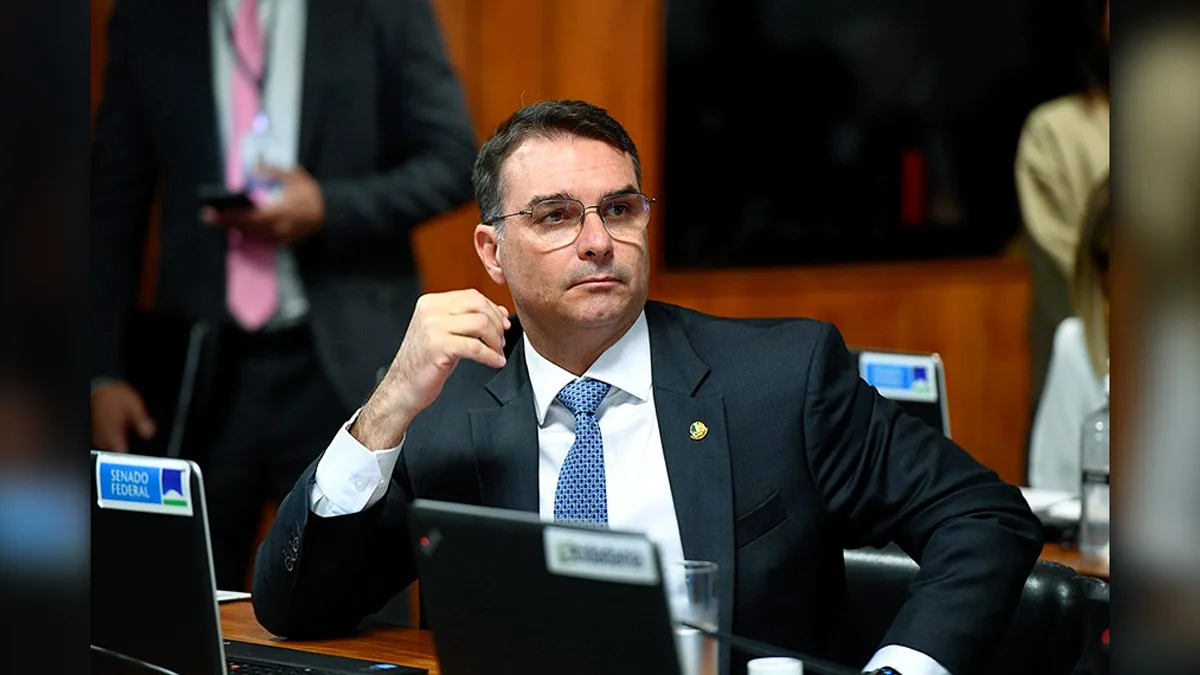 Flávio declara R$ 8,1 milhões em bens à Justiça Eleitoral