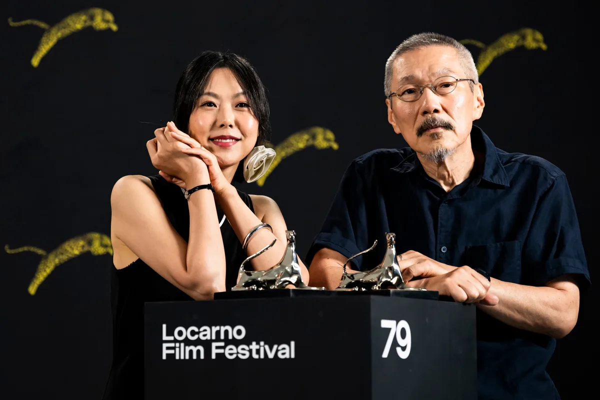 ‘눈 둘 데가 없네’ 홍상수, 로카르노영화제 감독상… 김민희는 연기상