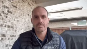 Eduardo Bolsonaro vai ser preso? Entenda o que acontece após decisão de Moraes