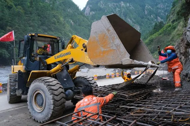 Les inondations au Népal, un coup d’arrêt au développement chinois dans l’Himalaya ?