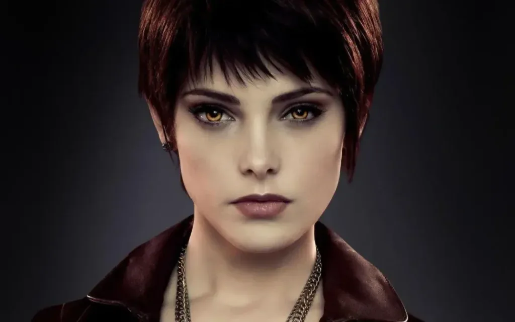 ‘Deify’: Ashley Greene, da franquia ‘Crepúsculo’, estrelará novo TERROR psicológico