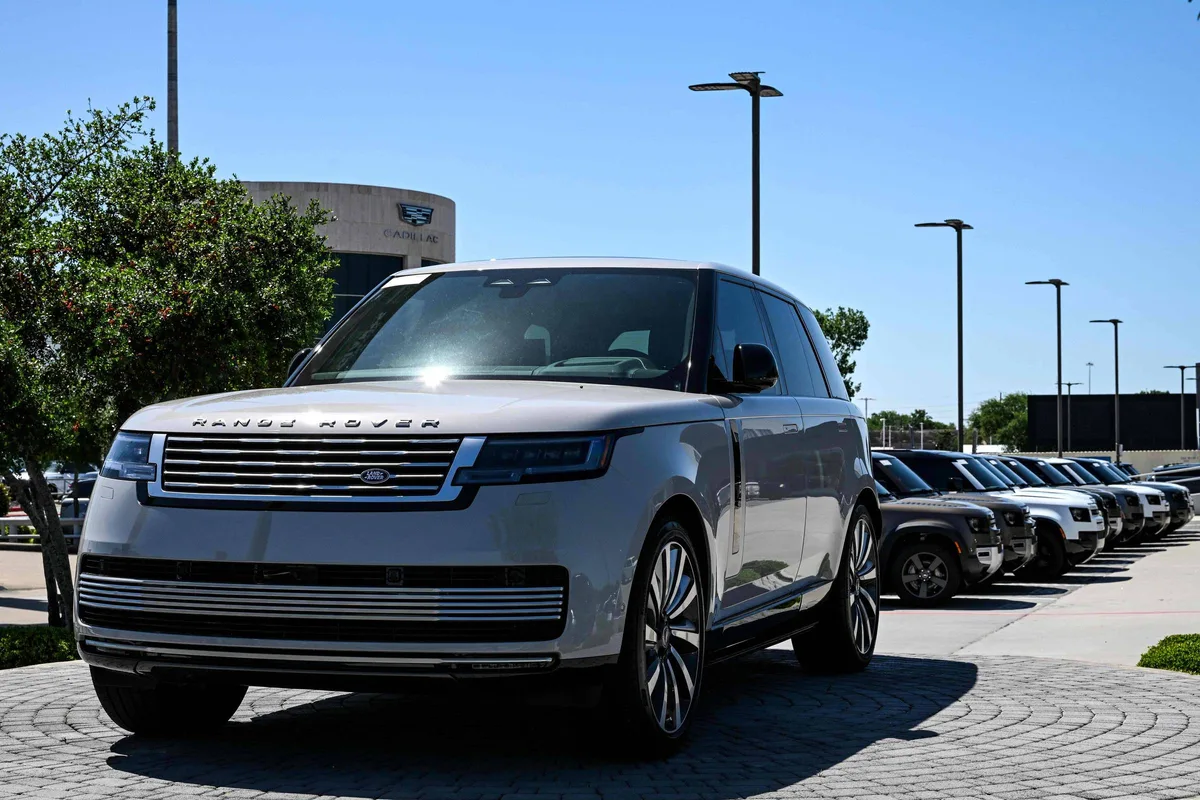 Jaguar Land Rover anuncia corte de 4.000 empregos nos próximos dois anos para reduzir custos